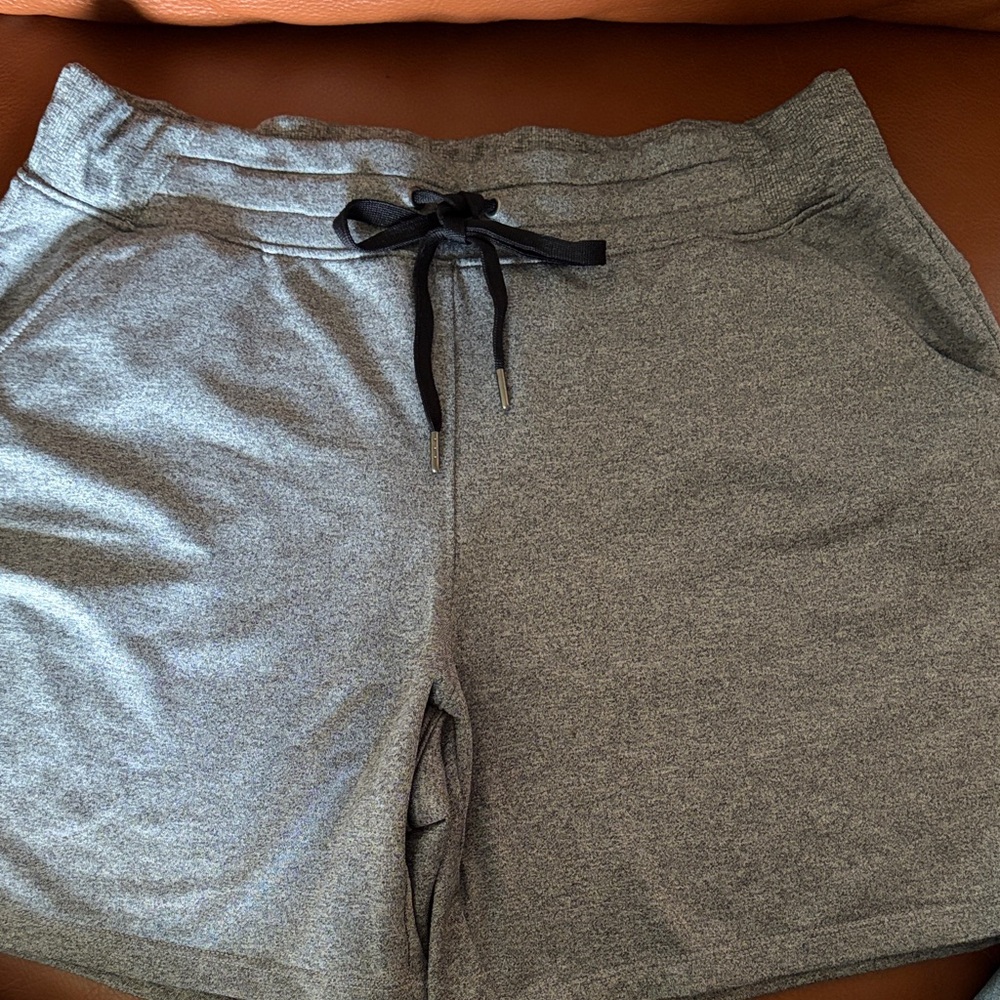 Tek Gear Women's Athletic Shorts in Gray